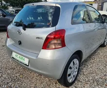 Zunanja slika - Toyota Yaris - 1.3 VVT-i SLOVENSKO POREKLO - BREZ POLOGA - 4 - Predogledna slika