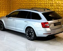 Notranja slika - Škoda Octavia - 2.0 TDI AUT. GRETJE-NAVI-TEMP-MULTIFUNKCIJA - 8 - Predogledna slika