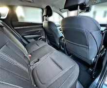 Notranja slika - Hyundai Tucson - 1.6 T-GDI LP DCT 48V - 9 - Predogledna slika