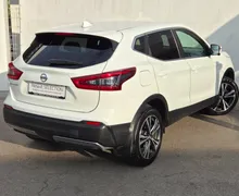 Zunanja slika - Nissan Qashqai - 1.2 DIG-T KAMERA 360 LANE ASSIST VSA ZGODOVINA LED - 4 - Predogledna slika