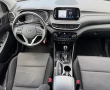 Notranja slika - Hyundai Tucson - 1.6 CRDi Style 48V Aut.-SLO-LED-PDC-Kamera-Navi - 9 - Predogledna slika