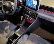 Zunanja slika - Renault 4 E-tech - techno 150 KM + kabel za domačo uporabo - 6 - Predogledna slika