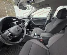 Zunanja slika - Škoda Octavia - 2.0 TDI LIMUZINA LED-ALU PLATIŠČA-ZASLON-PDC-1.LAS - 10 - Predogledna slika