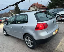 Zunanja slika - Volkswagen Golf - V 1.9 TDI SLO.VOZILO MULTIMEDIJA TEMPOMAT ALU16 - 2 - Predogledna slika