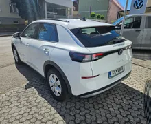 Zunanja slika - Volkswagen T-Roc - 1.5 eTSI Trend DSG - 4 - Predogledna slika