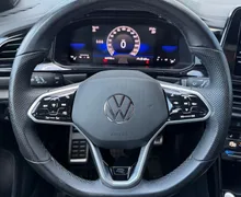 Notranja slika - Volkswagen T-Roc - 1.5 TSI BMT R-Line-SLO-IQ Light-Mrtvi kot-Vzv.kam - 8 - Predogledna slika