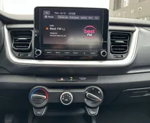 Notranja slika - KIA Stonic - 1.2 DPI LX Fun ISG - 18 - Predogledna slika