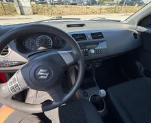 Zunanja slika - Suzuki Swift - 1.3 GLX ZELO LEPO OHRANJENO - 9 - Predogledna slika