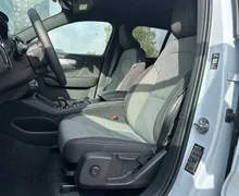 Notranja slika - Volvo XC40 - B3 P Core Avt. - 10 - Predogledna slika