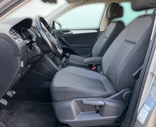 Notranja slika - Volkswagen Tiguan - 2.0 TDI Comfortline Kamera - LED - Kljuka... - 11 - Predogledna slika