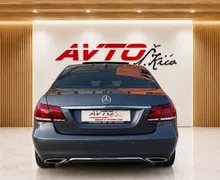 Notranja slika - Mercedes-Benz E-Razred - E 200-LED-ŠIBEDAH-NAVI-USNJE-GRETJE SED-PDC... - 8 - Predogledna slika