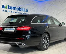 Zunanja slika - Mercedes-Benz E-Razred - 300de |Virtual|360Kamera|HUD|Tempomat|Gretje|PDC| - 4 - Predogledna slika