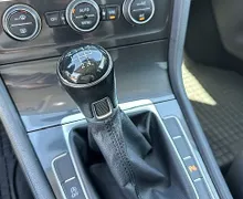 Zunanja slika - VW Golf - 1.6 TDI°°Digi.števci°°Gretje sedežev°°Garancija - 10 - Predogledna slika