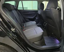 Notranja slika - Škoda Octavia - Combi 2.0 TDI Tour DSG - LED.kamera.masaža.kljuka - 19 - Predogledna slika