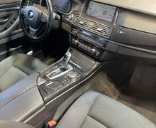 Zunanja slika - BMW Serija 5 - Touring: 520d-HEADUP-VIRTUAL-LANE-NAVI-RADAR-KAMERA-LED- - 15 - Predogledna slika