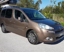 Zunanja slika - Peugeot Partner Tepee - Partner 1.6 e-HDi Active - OPR. VELIKI SERVIS - 3 - Predogledna slika
