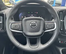 Notranja slika - Volvo XC40 - B3 P Plus Dark Avt. - 14 - Predogledna slika