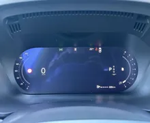 Notranja slika - Volvo XC60 - B5  P  AWD Plus Dark 3 leta garancije + 3 servisi - 15 - Predogledna slika