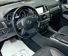 Notranja slika - Mercedes-Benz GL-Razred - GL 550•V8•AUT•4 MATIC•PANO•ACC•ZRAČNO•107.000KM• - 8 - Predogledna slika