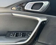 Notranja slika - KIA XCeed - 1.5 T-GDI EX WAY - 13 - Predogledna slika