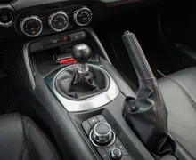Notranja slika - Mazda MX-5 - G130 - 10 - Predogledna slika