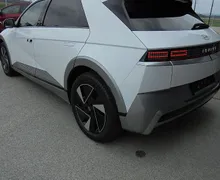 Zunanja slika - Hyundai Ioniq 5 - 168kW FL PREMIUM 84kWh toplotna. el.kljuke. - 7 - Predogledna slika
