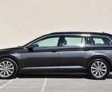 Zunanja slika - Volkswagen Passat - Variant 2.0 TDI Comfortline DSG-RADAR-SENZORJI-KREDIT - 5 - Predogledna slika
