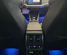 Notranja slika - Škoda Octavia - Combi 2.0 TDI Tour DSG - LED.kamera.masaža.kljuka - 13 - Predogledna slika