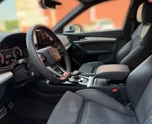 Notranja slika - Audi Q5 Sportback - 40 TDI quattro S line-Zračno-Matrix-Kljuka... - 7 - Predogledna slika