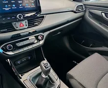 Zunanja slika - Hyundai i30 Wagon - 1.5 STYLE 4-VALJNI-TESTNO-LED-DAB-NAVI-VIDEO - 12 - Predogledna slika
