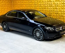 Zunanja slika - Mercedes-Benz E-Razred - E 220 d AUT.-VIRTUAL-KAMERA-AMBI-HARMAN-GRETJE - 2 - Predogledna slika