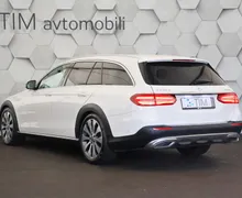 Zunanja slika - Mercedes-Benz E Class All-Terrain - 220d 4-Matic 9G-Tronic AirMATIC 194KM - 4 - Predogledna slika
