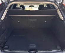 Notranja slika - Volvo XC60 - B5 INSCRIPTION Avt. LED. PANO.. KLJUKA. ACC - 12 - Predogledna slika