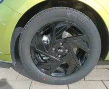 Zunanja slika - Hyundai i20 - 1.0 T-GDI 90 STYLE.BLACK LINE.WIN..RADAR.RG - 6 - Predogledna slika