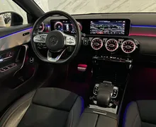 Notranja slika - Mercedes-Benz A-Razred - 200 AMG Line |ACC|Kamera|Gretje|AmbientL|PDC|SLO| - 11 - Predogledna slika