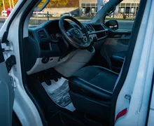 Notranja slika - Volkswagen Transporter - T6 Kombi 7+1 2.0 TDI - 7 - Predogledna slika