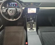 Notranja slika - Škoda Superb - 2.0 TDI Ambition Combi DSG 110 kW - 7 - Predogledna slika