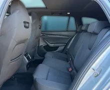 Notranja slika - Škoda Octavia - Combi 2.0 TDI Sportline DSG-Panorama-Vlečna klju - 10 - Predogledna slika
