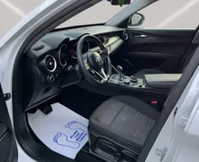 Zunanja slika - Alfa Romeo Stelvio - 2.2D Q4 190KM AVTOMATIK NAVI LED KAMERA 1.lastnik - 9 - Predogledna slika
