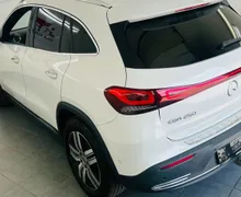 Zunanja slika - Mercedes-Benz EQA - 250 NEMŠKI+4ALU.PANORAMA.KLJUKA.LED.KAMERA.USNJE - 2 - Predogledna slika
