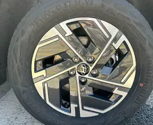 Zunanja slika - Hyundai Tucson - 1.6T T-GDI°°Kamera°°Senzorji°°Navi°°Zimske pnevmat - 5 - Predogledna slika