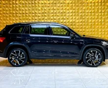 Notranja slika - Škoda Kodiaq - 2.0 TDI AUT. 4X4-Sportline-7 SEDEZEV-GRETJE-KAMERA - 11 - Predogledna slika