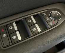 Zunanja slika - Renault Captur - TCe 90 Intens - 1. LASTNICA - SLOVENSKI - 20 - Predogledna slika