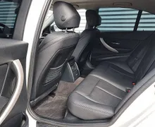 Zunanja slika - BMW Serija 3 - : 318d-PERLA BELA-SPORT PAKET-NAVI+19COL - 8 - Predogledna slika