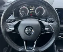 Notranja slika - Škoda Kamiq - 1.0 TSI Monte Carlo DSG-Panorama-LED-ACC-Kamera... - 8 - Predogledna slika