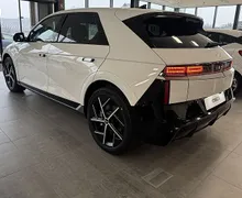 Zunanja slika - Hyundai Ioniq 5 - N-Line PREMIUM BOSE Topl.Črpalka WINTER El. kljuke - 8 - Predogledna slika