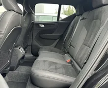 Notranja slika - Volvo XC40 - B3 P Plus Black Edition Avt. - 11 - Predogledna slika
