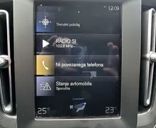 Zunanja slika - Volvo XC40 - D3 AWD Momentum Avt. KAMERA.NAVI.ALU.4X4.TOP - 14 - Predogledna slika