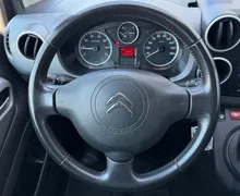 Notranja slika - Citroën Berlingo - PureTech 110 S S Shine-SLO poreklo-1.lastnik-Kljuk - 8 - Predogledna slika