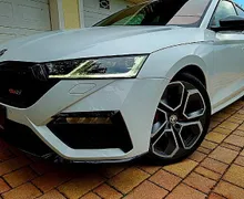 Zunanja slika - Škoda Octavia - 2.0 TDI RS DSG+ALU19+MATRIX+ACC+HEADUP+KLJUKA - 1 - Predogledna slika